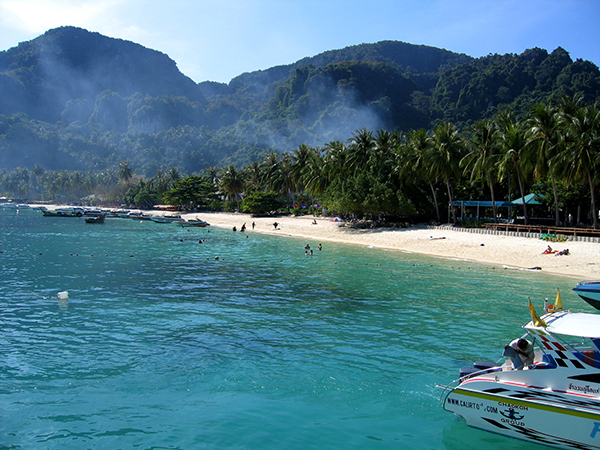 Tsunami thailand 2004